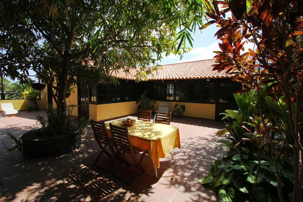 Casa Rural Los Aromos - Wunderschones Landhaus Mit Meerblick Hermigua Zewnętrze zdjęcie